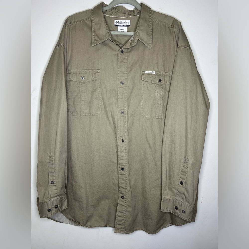 Columbia Tan Long Sleeved Button-Up Shirt. Men’s 3X. SKU A47
